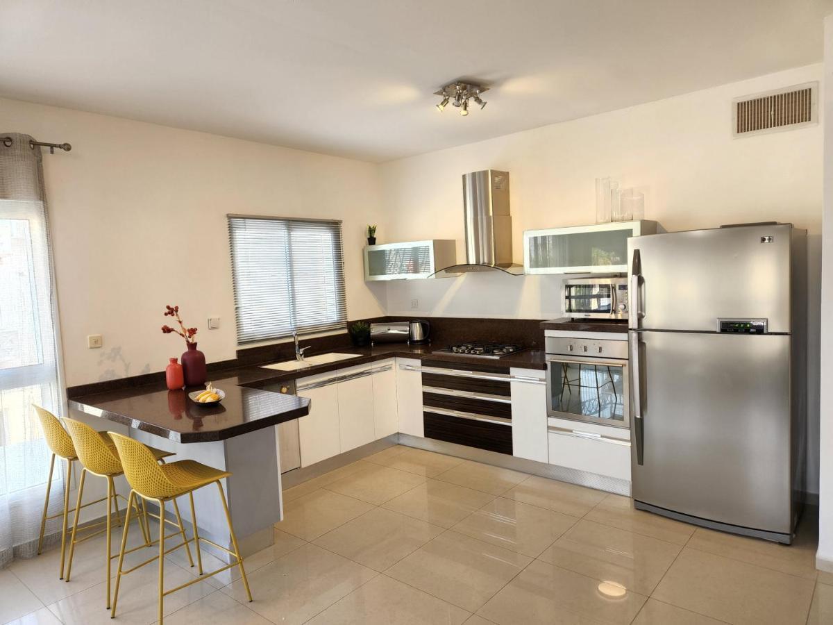 Melony Apartments Al Hyam Eilat Esterno foto